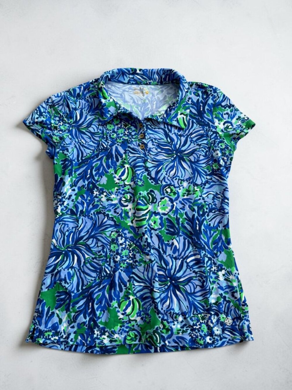 LILLY PULITZER Luxletic Blue Green Floral Polo Shirt Size Medium